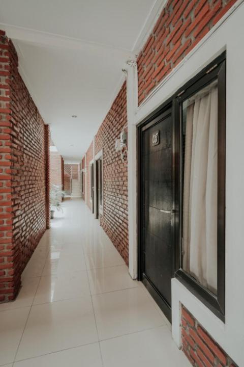 D'Paragon Cerry Kejayan Luaran gambar